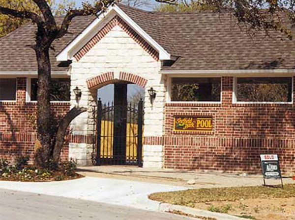 Tri-County Guttering Waco, Texas - Residential Gutter Installation 3